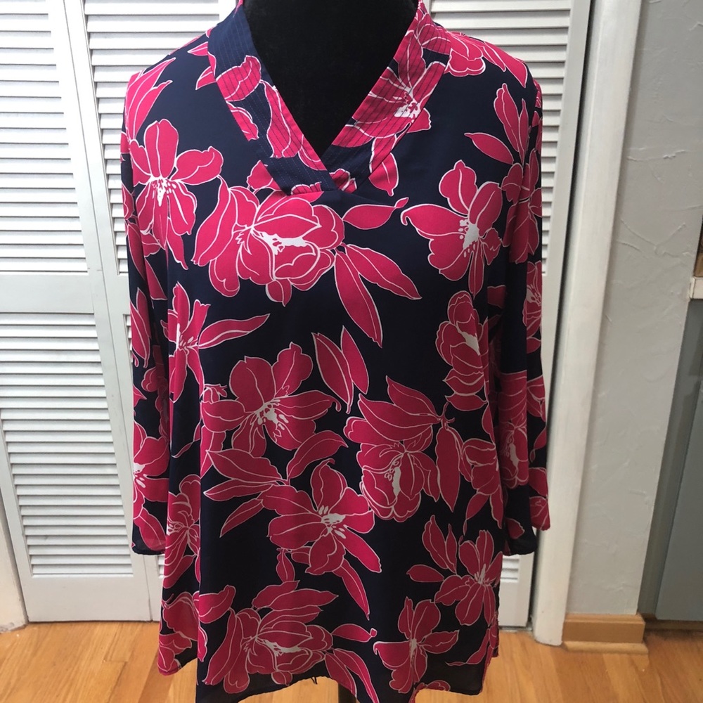 Chaus New York tunic top.